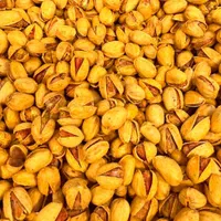 فروشنده در اجیل و خشکبار