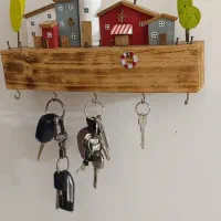 جاکلیدی چوبی کلبه ای|صنایع دستی و سایر لوازم تزئینی|گلبهار, شهر جدید گلبهار|دیوار