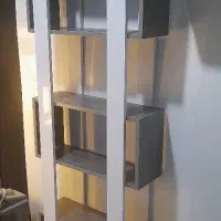 کتابخانه ، شلف اسباب بازی قدی