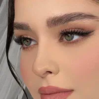 میکاپ و شینیون همراهی تضمینی