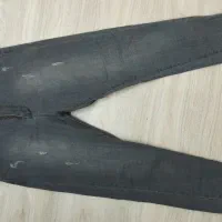 شلوار لی زنانه