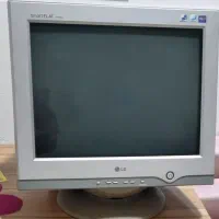 مانیتور قدیمی کم کارکرد