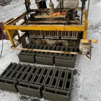 دستگاه بلوک بلوکه زنی 10 سانتی ساخت اصفهان طلایی