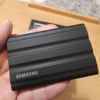 هارد اکسترنال SSD سامسونگ ۲ ترا T7 Shield