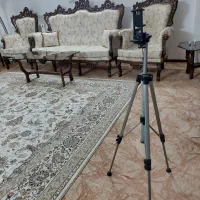 سه پایه دوربین