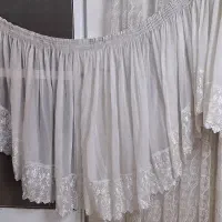 پرده هفتی هشتی قیمت ۲۵۰ تومان