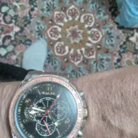 یک‌عدد‌ساعت شیک پوش قشنگ با‌بند‌استیل|ساعت|تربت جام, فاز ۳ فرهنگیان|دیوار
