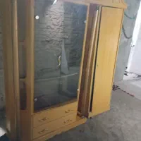 بوفه چوبی سه طبقه و دراور و کمد لباس