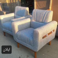 %مبل سالوادور زیبا و کمجا زیر قیمت بدلیل چک%|مبلمان خانگی و میز عسلی|مشهد, ایثارگران|دیوار