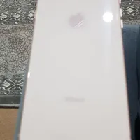 اپل iPhone 8 Plus با حافظهٔ ۲۵۶ گیگابایت