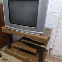 تلویزیون ومیز و توستر