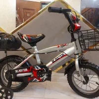 دوچرخه سایز ۱۲ بچه گانه نو نو و تمیز