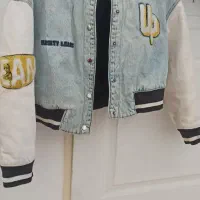 لباس زمستانه و پائیزه|لباس|رباط‌کریم, رباط‌کریم|دیوار