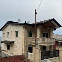 فروش ویلا نما سنگی تاپ لوکیشن