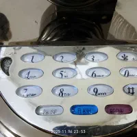 تلفن و میز تلفن