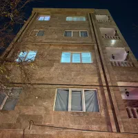 اپارتمان عبادی فاطمیه گازمسلم ۸۰متربااسانسورپشتبام