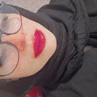 کاشت ناخن|خدمات آرایشگری و زیبایی|بم, |دیوار