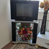 میز تلویزیون کوچک و جمع جور 500