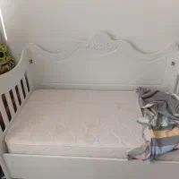 تخت کودک مناسب تا پنج سال|تخت و صندلی بچه|کومله, |دیوار