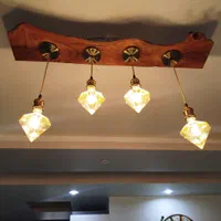 لوستر چوبی خاص