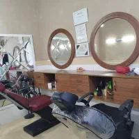 میز و صندلی آرایشگاه زنانه