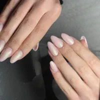 مدل ناخن ، فقط هزینه مواد  گرفته می‌شود