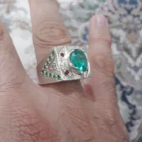 یک عدد انگشتر نقره