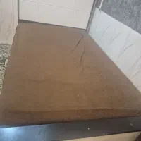 تخت خواب یک و نیم نفره