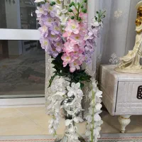 گل مصنوعی تمیز بدونه گلدان