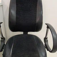 یک عدد صندلی کامپیوتر بفروش میرسد