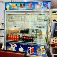 یخچال سه در بزرگ همراه دوعدد اکواریوم ماهی قزل