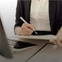 نیروی خانم اداری( منشی مدیرعامل)پاره وقت