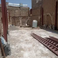زمین-فروشی