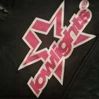 سیوشرت|لباس|تهران, کاشانک|دیوار