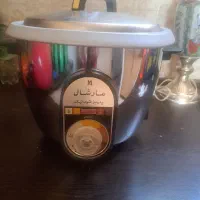 ساعت ایستاده بسیار شیک وشکیل سالم ودقیق|ساعت دیواری و تزئینی|اصفهان, شاه پسند|دیوار