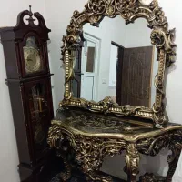 هود و آینه ایستاده ساعت ایستاده