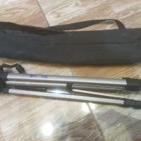 سه پایه دوربین عکاسی آلومینیومی نو|دوربین عکاسی و فیلم‌برداری|قرچک, زیبا شهر|دیوار