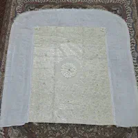 رو تختی کاملا نو حتی یکبار هم استفاده نشده