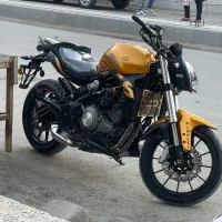 بنلی ۳۰۰ جفت سیلندر