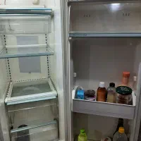 یخچال فریزر ساید کار میکند یک مشکل کوچیک داره|یخچال و فریزر|بروجرد, |دیوار