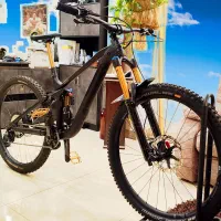 دوچرخه دو کمک کیوب CUBE کوهستان کاملا نو و اکبند