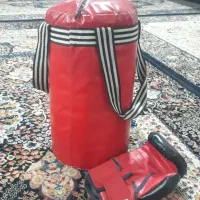 کیسه بوکس چرمی ویک دست گرمکن ورزشی جنس عالی|تجهیزات ورزشی|اسلامشهر, شهرک مفیدی|دیوار