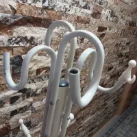 رخت آویز ایستاده|بندرخت و رخت‌آویز|تالش, هشتپر|دیوار