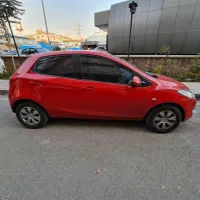 ماشین سواری مزدا 2