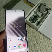 گوشی نو نو با وسایل کامل