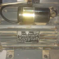 سانتریفیوژ و هود