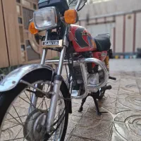 هوندا ۱۲۵ مدل ۹۵کاربرات