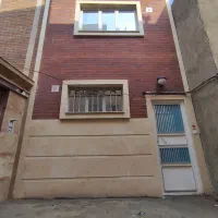 حیاط نقلی دربستی طالقانی بطرف ارتش ، آزادی
