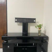 زیر تلویزیون صدرا