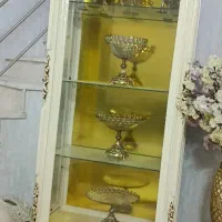 بوفه ویترین چوبی کرم شیک در حد نو